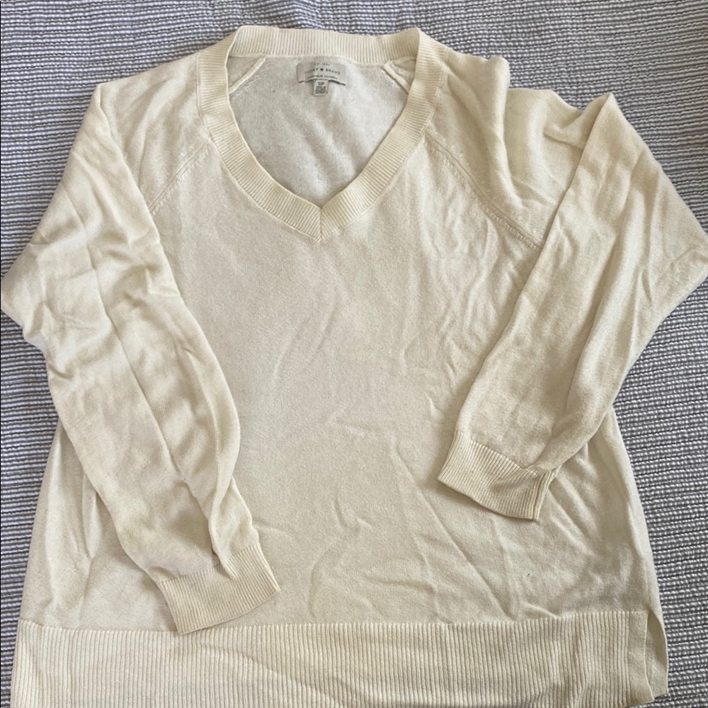 Elegant Cream V-Neck Sweater